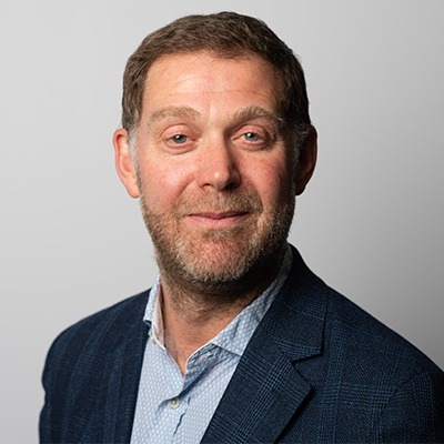 Speaker Dr Alistair Lumb FRCP